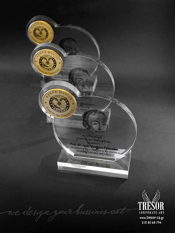 Tresor Corporate Art Καθρέπτης Κοπή πλεξιγκλας με laser Εγχρωμο plexiglass Χάραξη σε πλαστικό Ονομαστικά δώρα Πρωτότυπα βραβεία Φωτογραφία